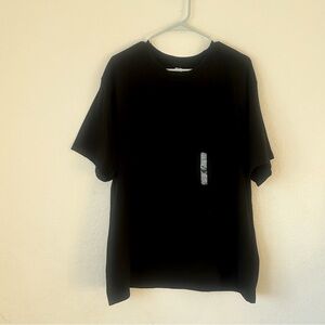 Uniqlo Men’s XXL Black classic “U T shirt”